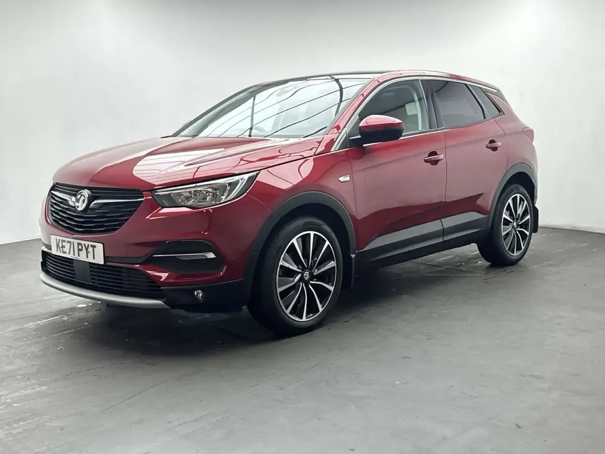Used Vauxhall Grandland X Elite 130 HP (95 kW) 2021 Red SUV