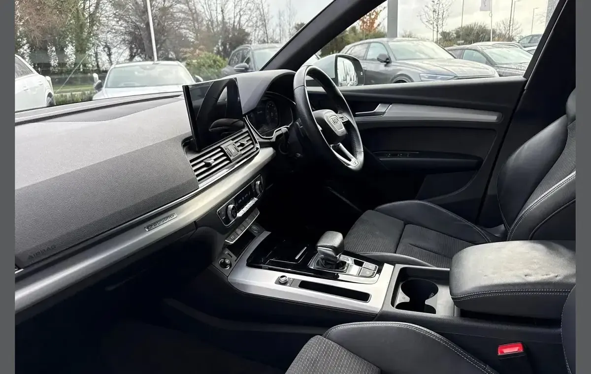 Used Audi Q5 S-Line 265 HP (194 kW) 2022 Silver SUV