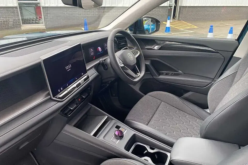 New VW Tayron Match 150 HP (110 kW) 2026 Blue SUV