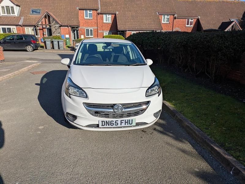 Used Vauxhall Corsa SRi 2015 White Hatchback