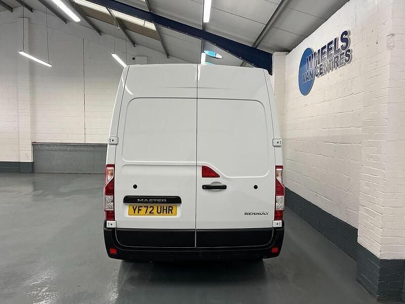 Used Renault Master Business 2023 White Van