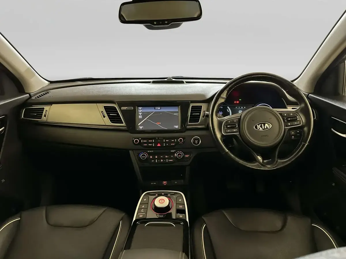 Used Kia Niro First Edition 150 kW (204 HP) 2020 Grey SUV