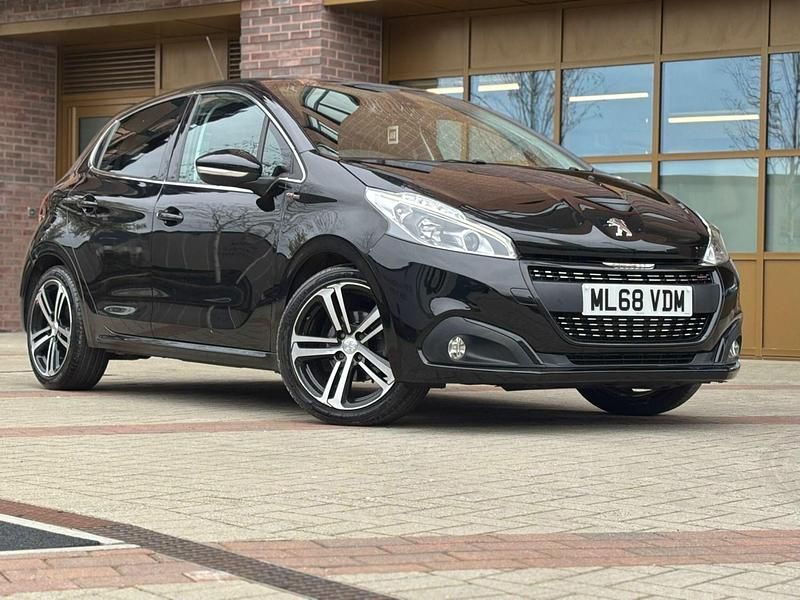 Used Peugeot 208 GT-line 2018 Black Hatchback