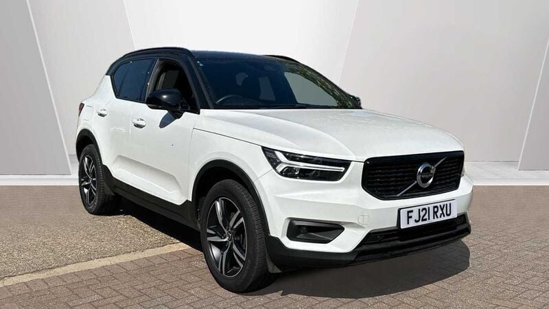 Used 2021 Volvo XC40 R-Design SUV | £19,399 (Fair price) - Image 1/3