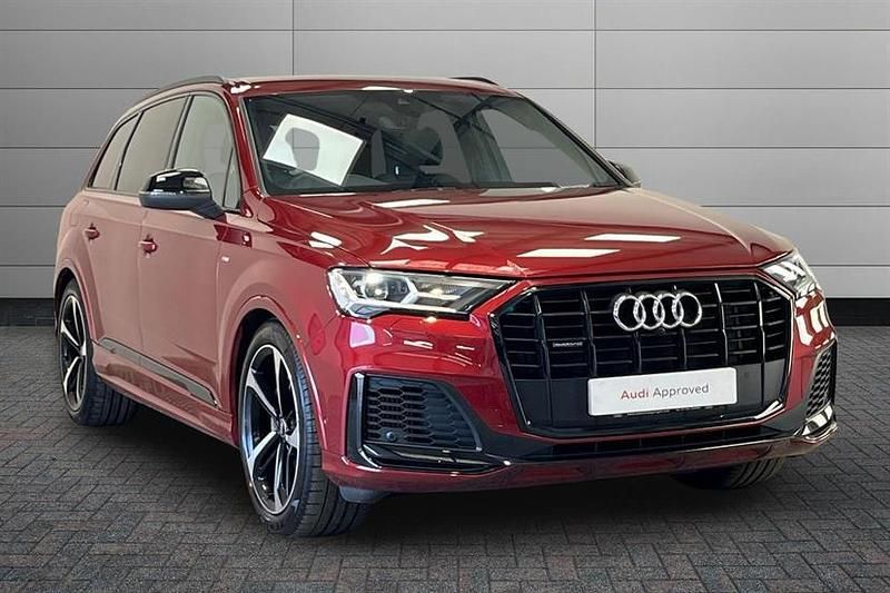 Used Audi Q7 Black Edition 340 HP (250 kW) 2023 Red SUV