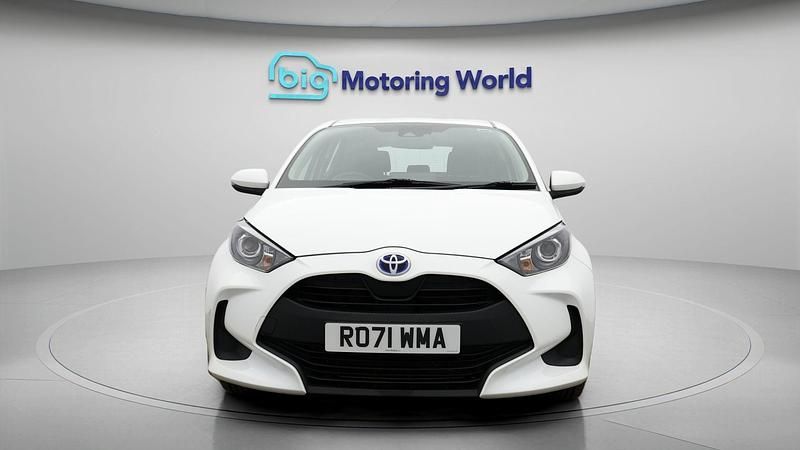 Used Toyota Yaris Hybrid 114 HP (83 kW) 2022