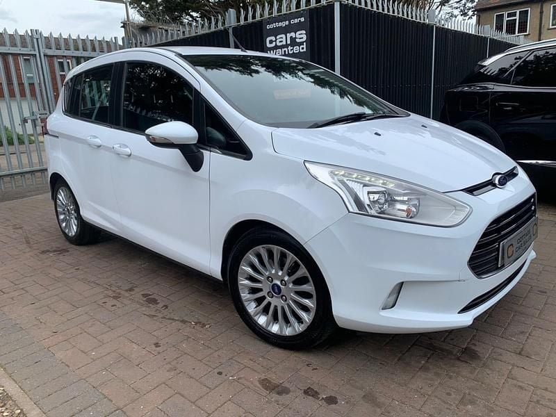Used Ford B-MAX Titanium 105 HP (77 kW) 2013 White MPV