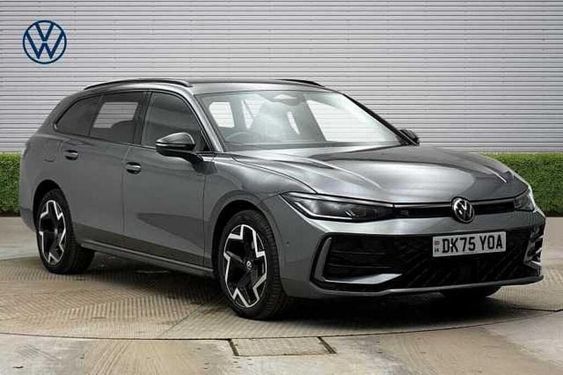Used VW Passat R-line 272 HP (200 kW) 2025 Grey Estate