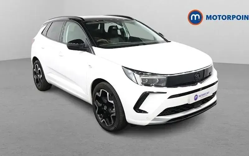 Second-hand Vauxhall Grandland X Ultimate 131 CP (96 kW) 2024 SUV