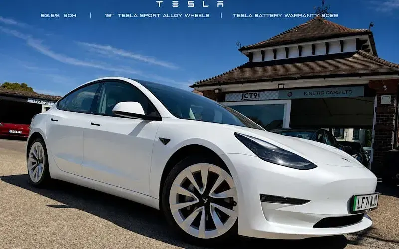 Used Tesla Model 3 Long Range AWD 366 kW (498 HP) 2021 Sedan