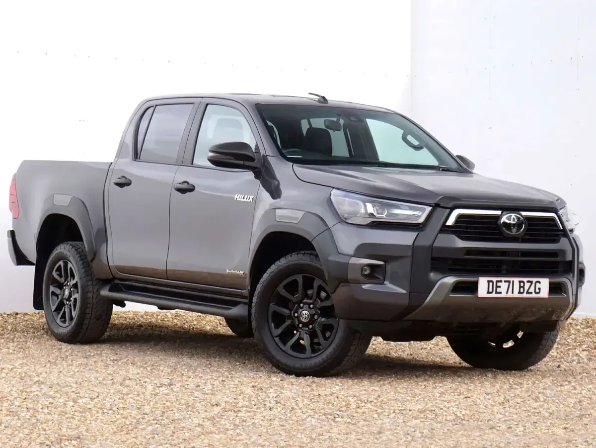 Used Toyota HiLux 204 HP (150 kW) 2021 Grey Pickup