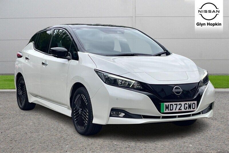 White Used 2022 Nissan Leaf N-Connecta Hatchback | £10,851 (Fair price) - Image 1/4