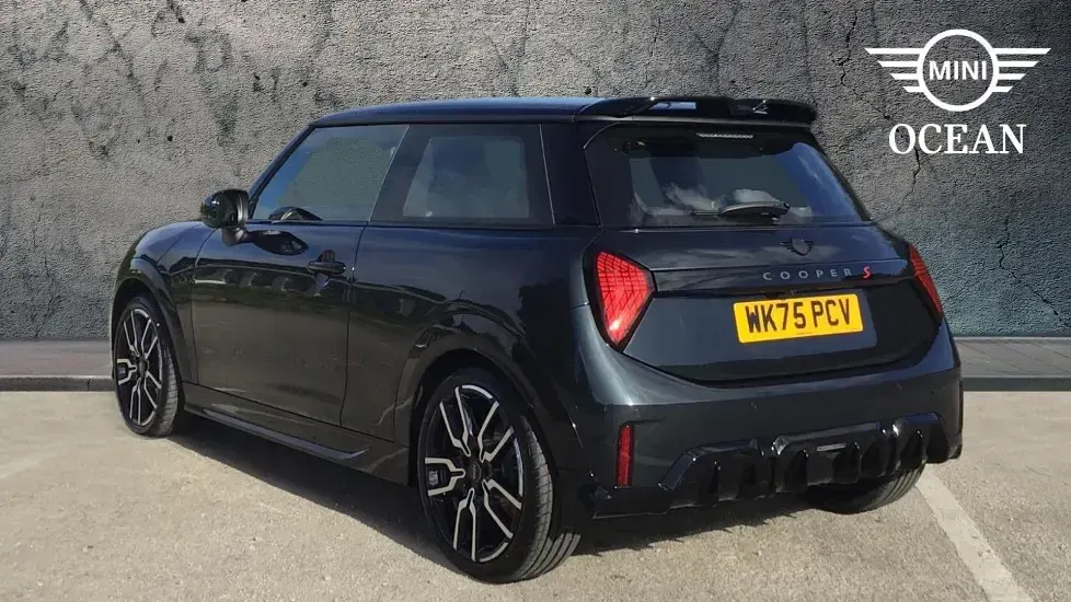 Used Mini Cooper S Hatch 201 HP (147 kW) 2025 Grey Hatchback