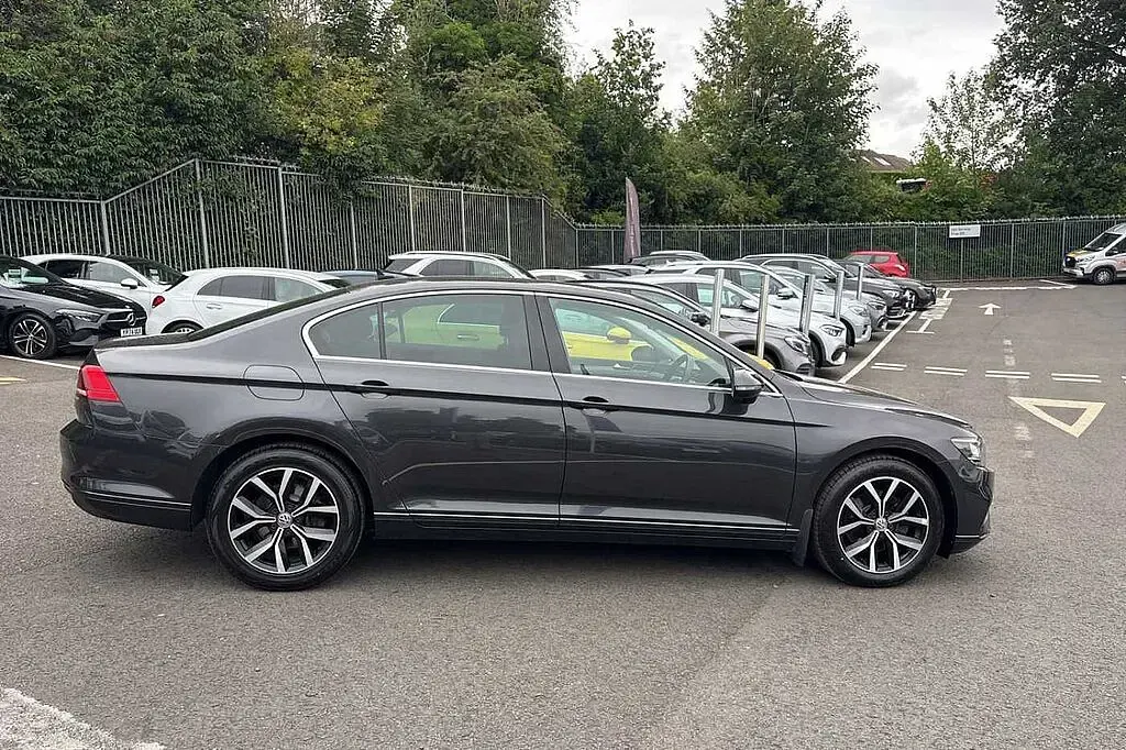 Used VW Passat 150 HP (110 kW) 2020 Sedan