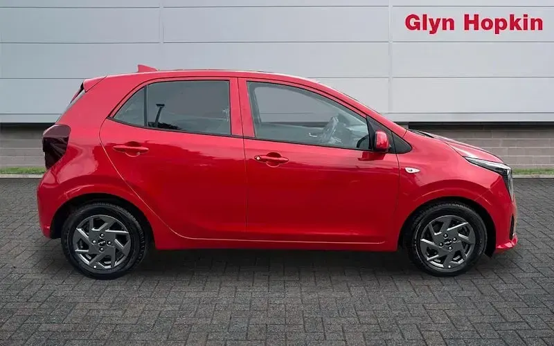 Used Kia Picanto 63 HP (46 kW) 2024 Red Hatchback