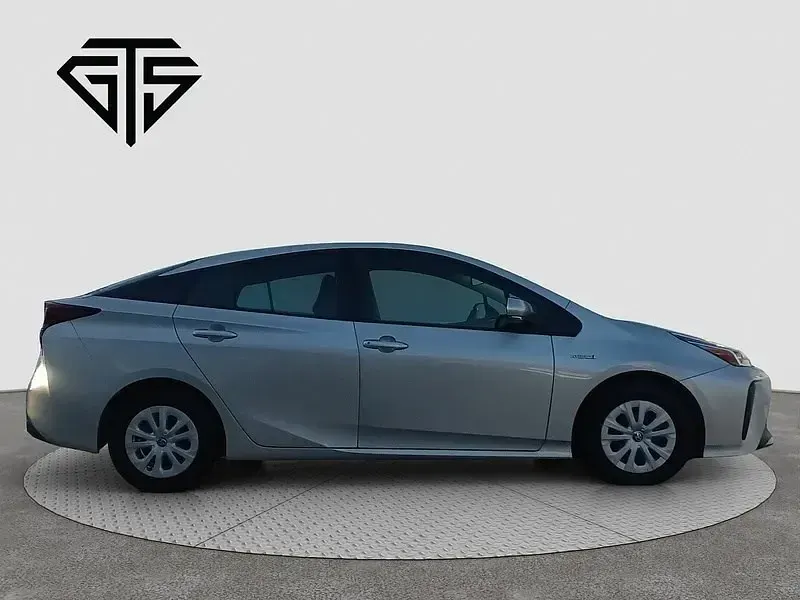 Usado Toyota Prius Business Edition 140 HP (102 kW) 2025 Prateado Citadino