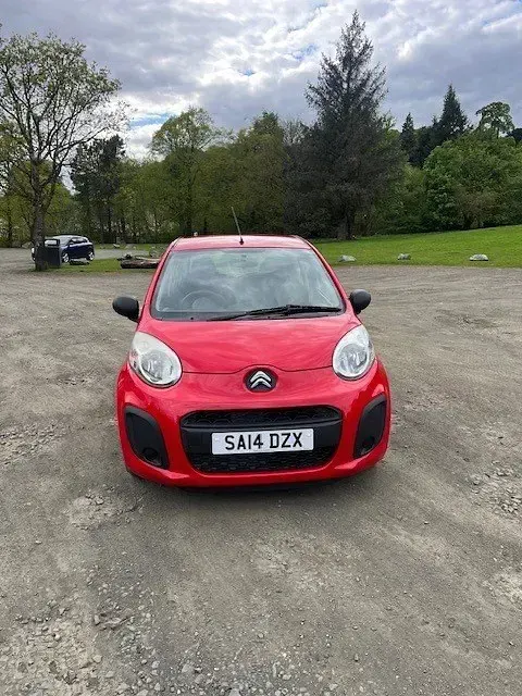 Usado Citroën C1 68 HP (50 kW) 2014 Vermelho Citadino
