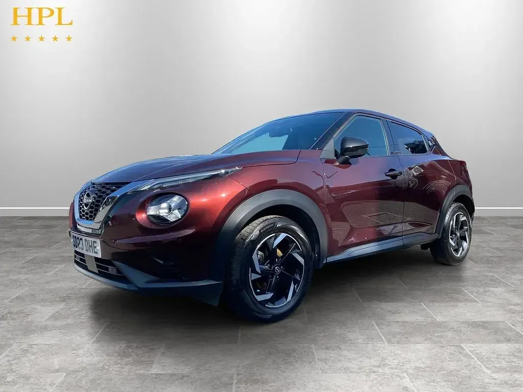 Used Nissan Juke N-Connecta 114 HP (83 kW) 2023 Red SUV
