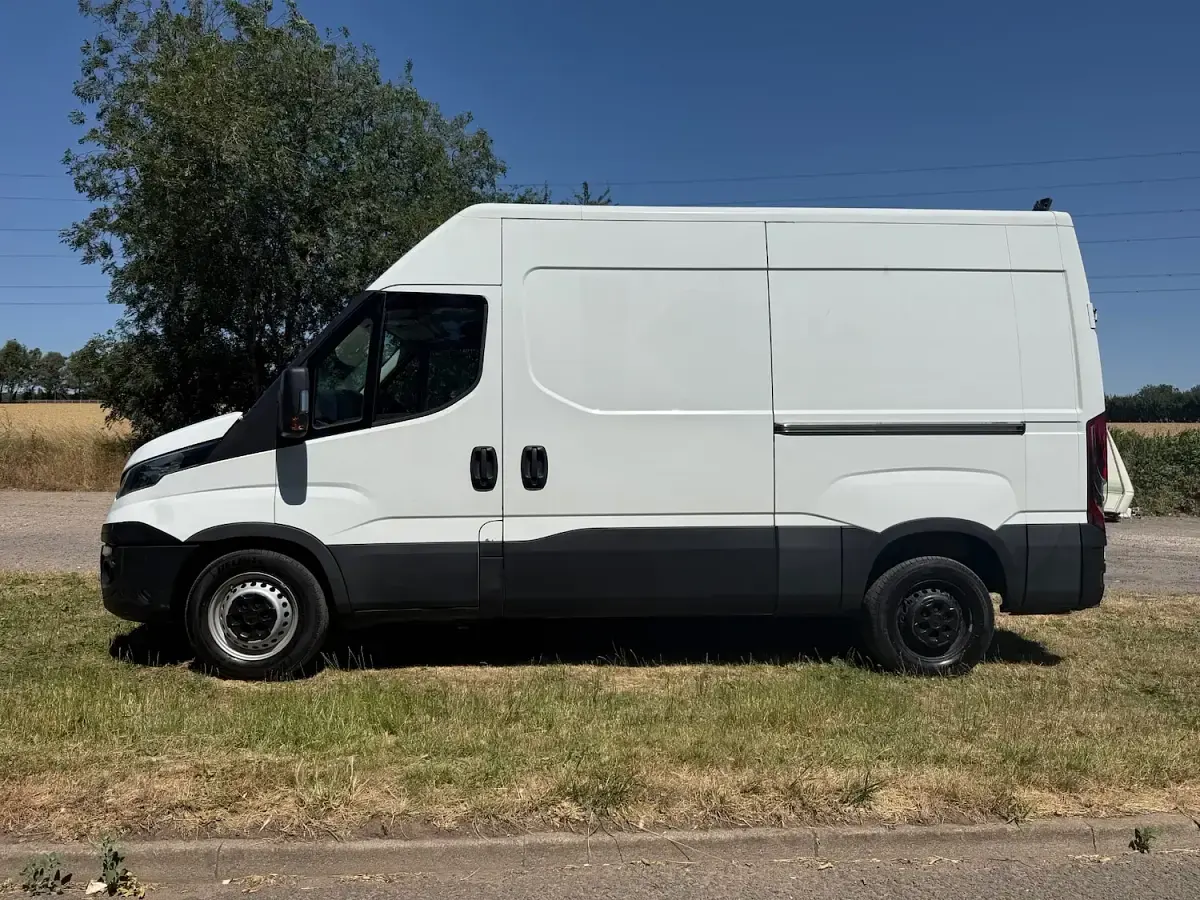 Used Iveco Daily 2018 White Van