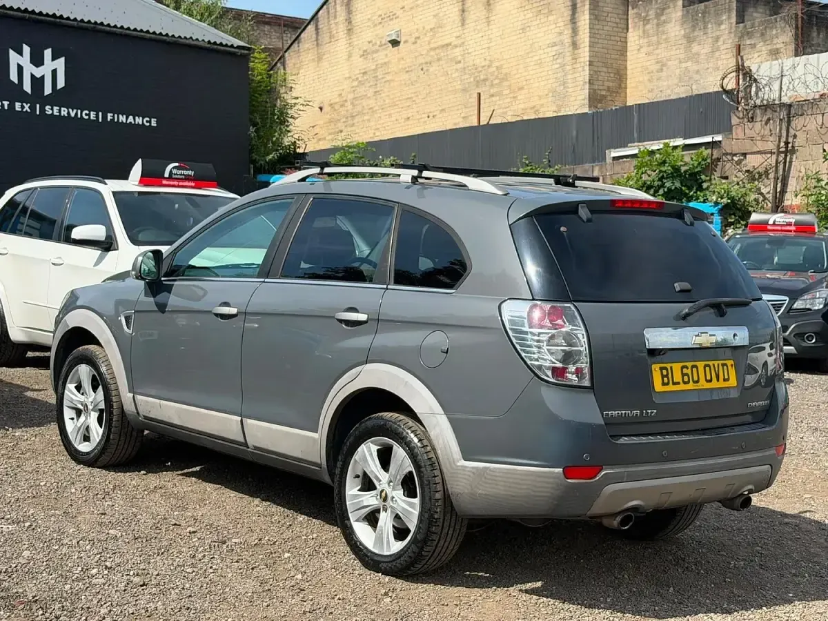 Used Chevrolet Captiva LTZ 2011 Grey SUV
