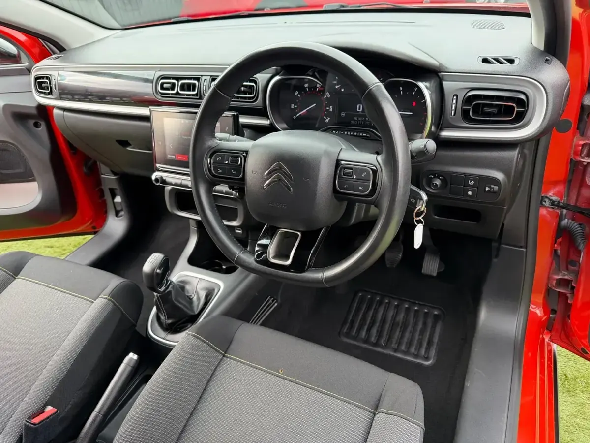 Used Citroën C3 Flair 83 HP (61 kW) 2019 Orange Hatchback