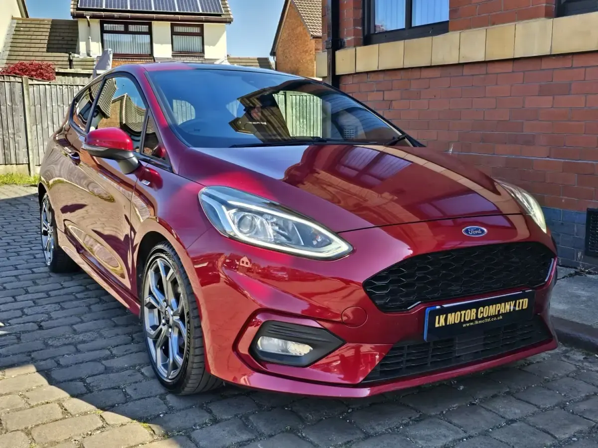 Second-hand Ford Fiesta ST-Line 140 CP (102 kW) 2017 Roșu Hatchback