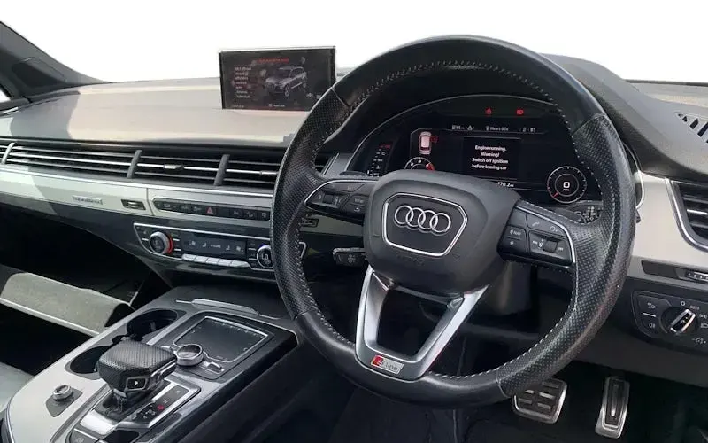Used Audi Q7 S-Line 272 HP (200 kW) 2016 Grey SUV