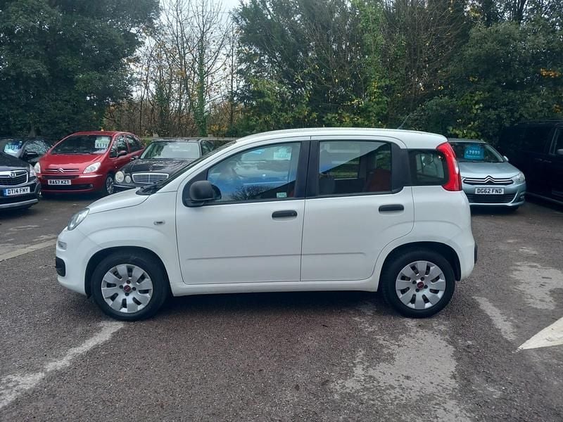 Used Fiat Panda Pop 69 HP (50 kW) 2015 White Hatchback