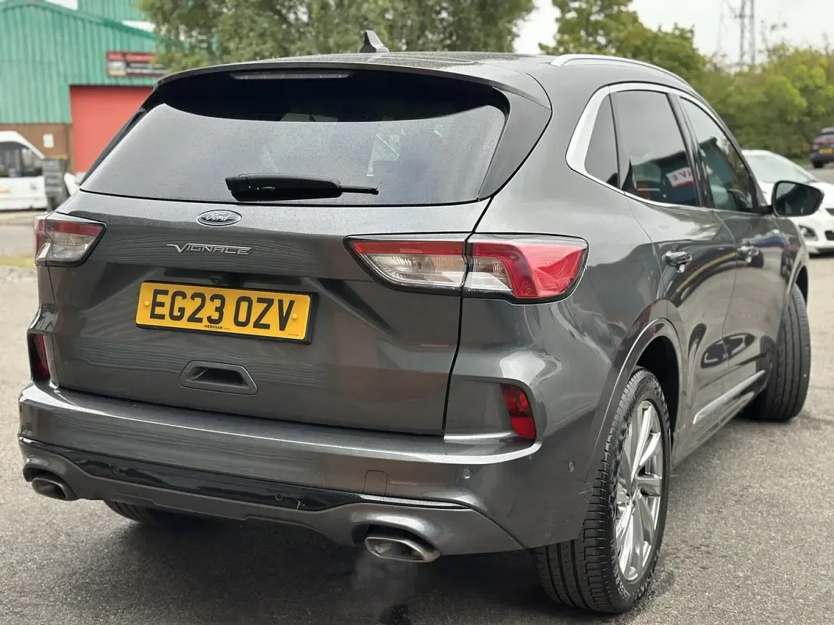 Used Ford Kuga Vignale 190 HP (139 kW) 2023 Grey SUV