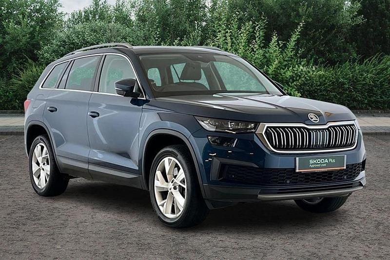 Petrol blue Used 2023 Skoda Kodiaq SE L Executive SUV | £27,140 (Fair price) - Image 1/3