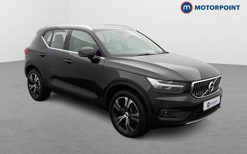 Used 2022 Volvo XC40 Inscription SUV | £23,699 (Fair price) - Image 1/4