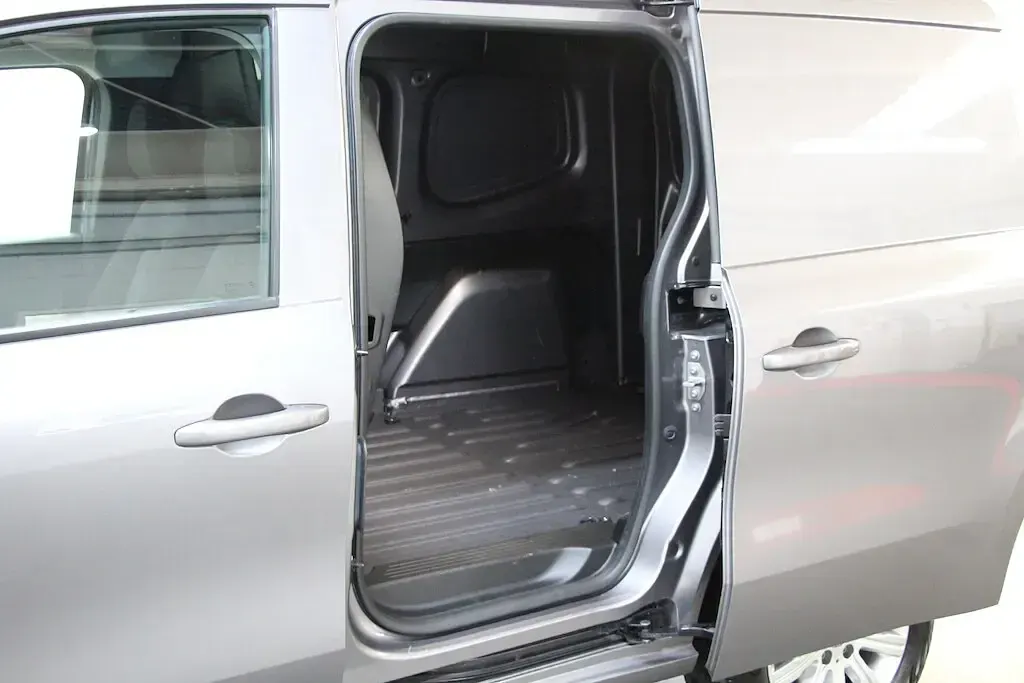 Used Mercedes Citan 110 Premium 95 HP (69 kW) 2024 Chromite grey