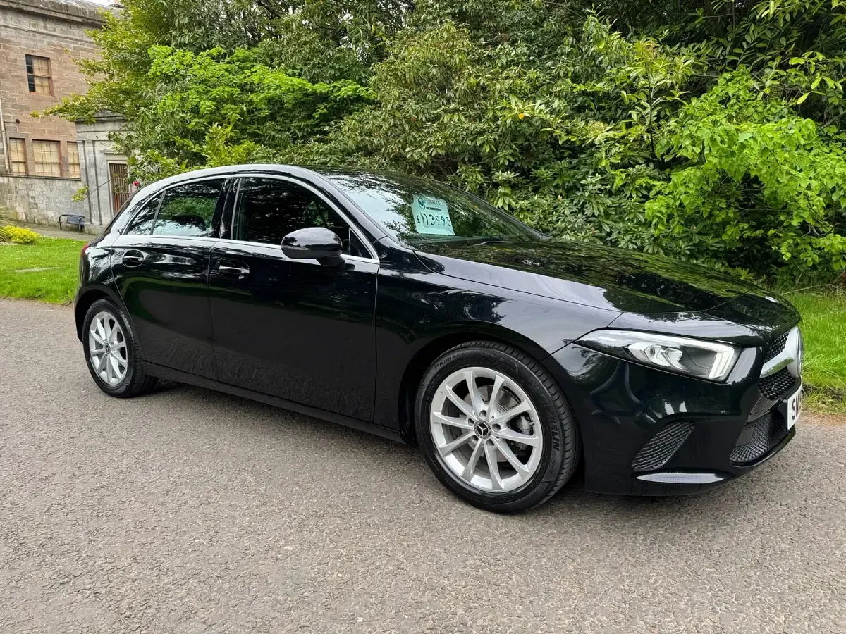 Used Mercedes A180 116 HP (85 kW) 2019 Black Hatchback