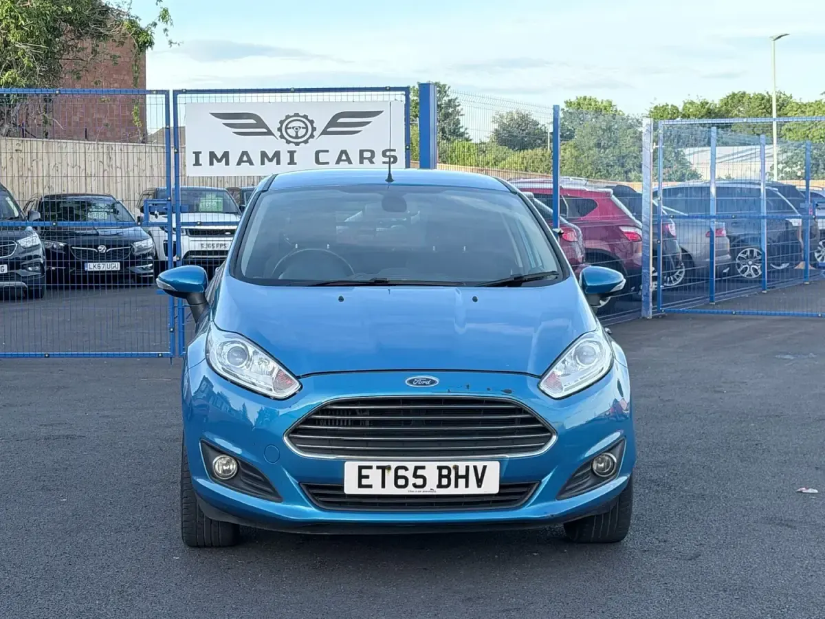Usado Ford Fiesta Titanium 2016 Azul Citadino