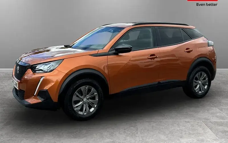 Used Peugeot 2008 Active+ 101 HP (74 kW) 2023 SUV