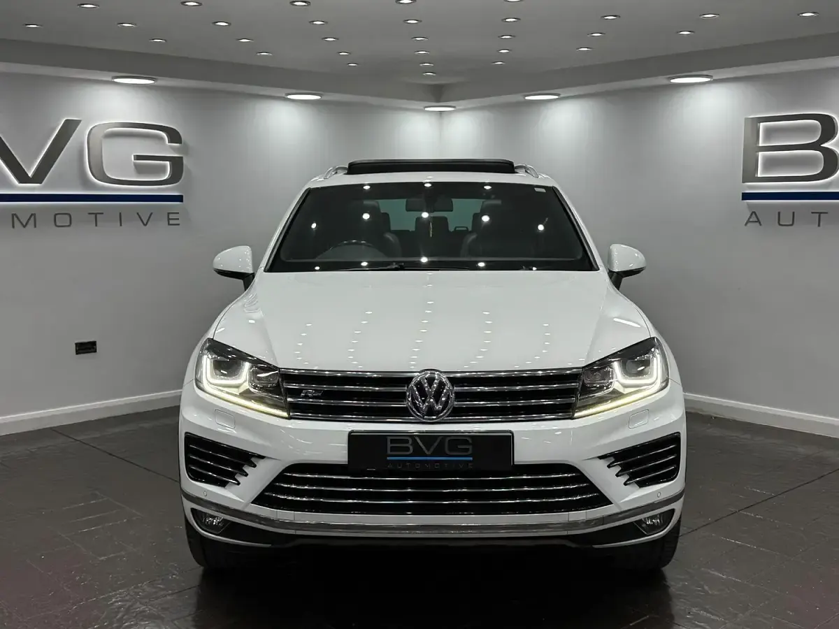 Used VW Touareg R-line 262 HP (192 kW) 2016 White SUV
