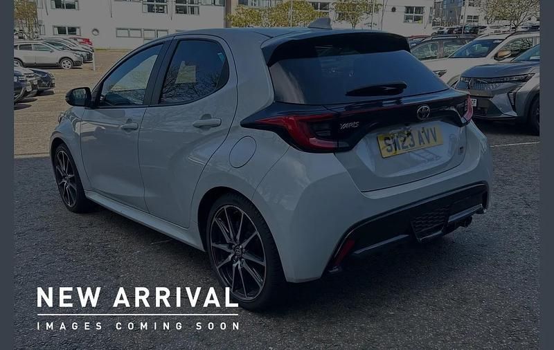 Used Toyota Yaris Hybrid Sport 113 HP (83 kW) 2023 Grey Hatchback