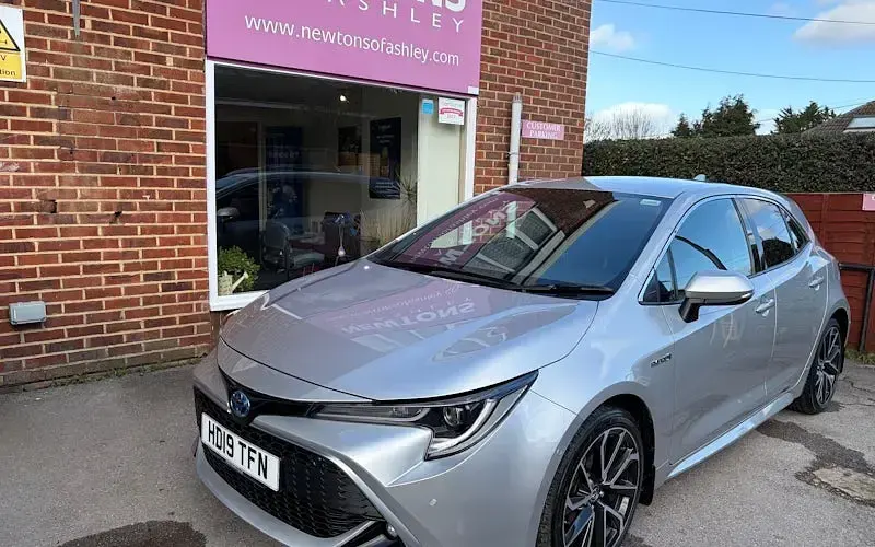 Used Toyota Corolla 122 HP (89 kW) 2019 Hatchback