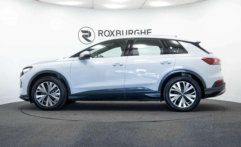 Usado Audi Q4 e-tron Sport 210 kW (286 HP) 2023 Branco SUV