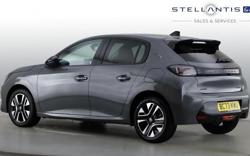 Used Peugeot 208 Allure 102 HP (75 kW) 2024 Grey Hatchback