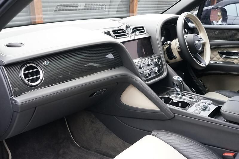 Used Bentley Bentayga 542 HP (398 kW) 2021 Black SUV