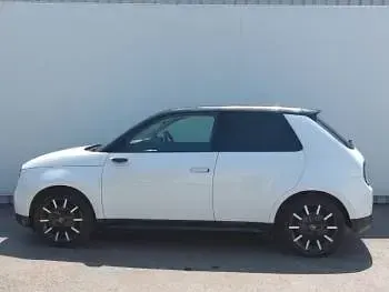 Used Honda e Advance 113 kW (154 HP) 2020 White Hatchback