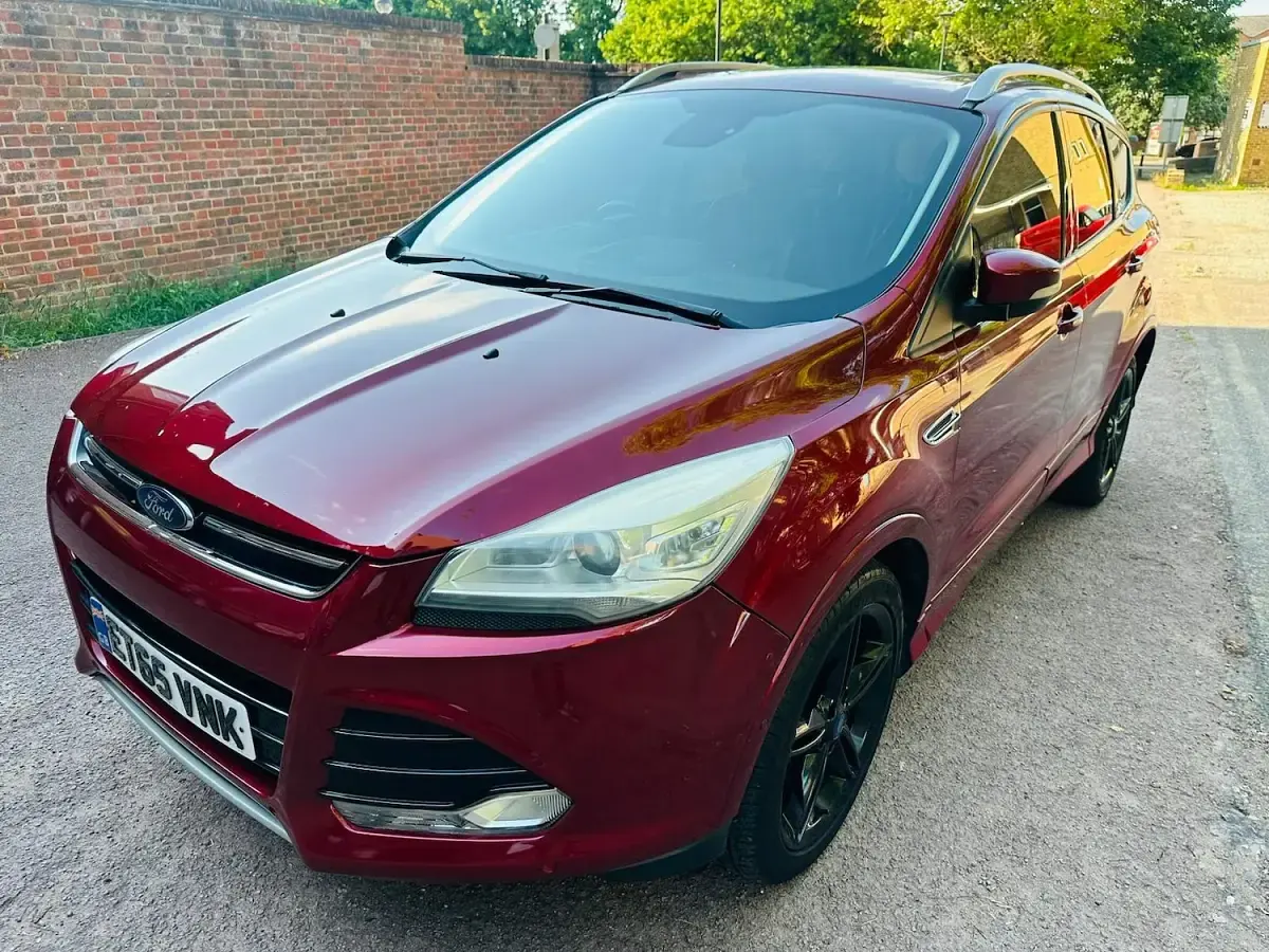 Used Ford Kuga Sport 182 HP (133 kW) 2016 Red SUV
