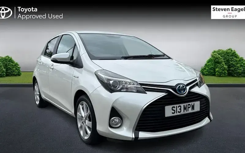 Used Toyota Yaris Sport 101 HP (74 kW) 2015 Hatchback