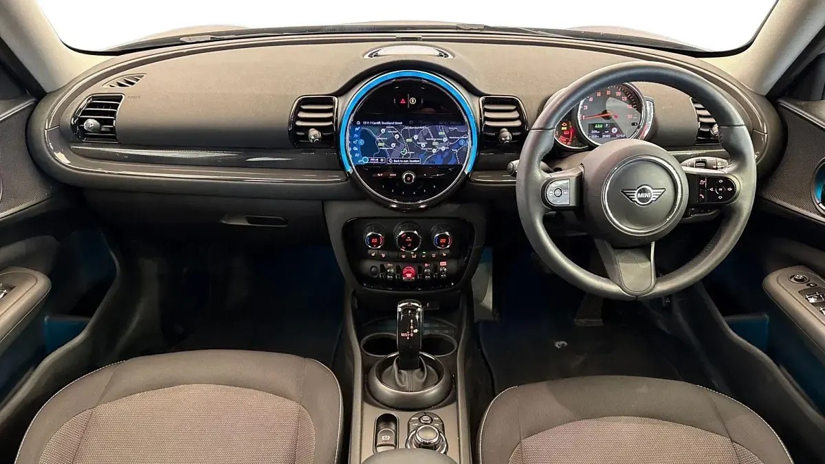 Used Mini Cooper Clubman Classic 134 HP (98 kW) 2023 Grey Estate