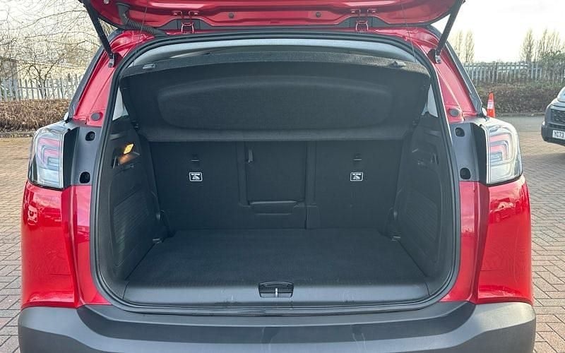 Used Vauxhall Crossland Ultimate 110 HP (80 kW) 2024 SUV