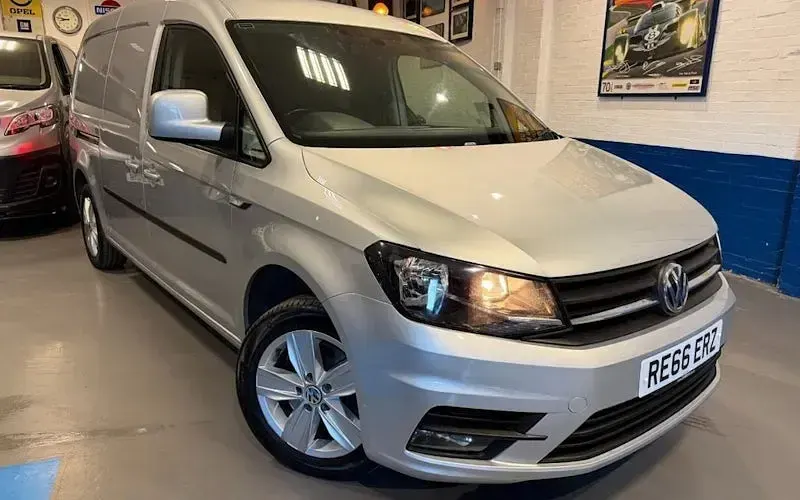 Used VW Caddy Maxi Highline 140 HP (102 kW) 2016 MPV