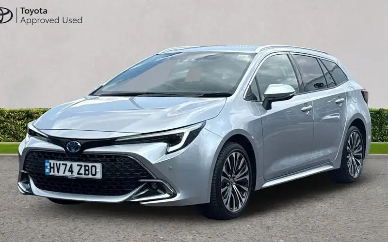 Used Toyota Corolla Design 140 HP (102 kW) 2026 Estate