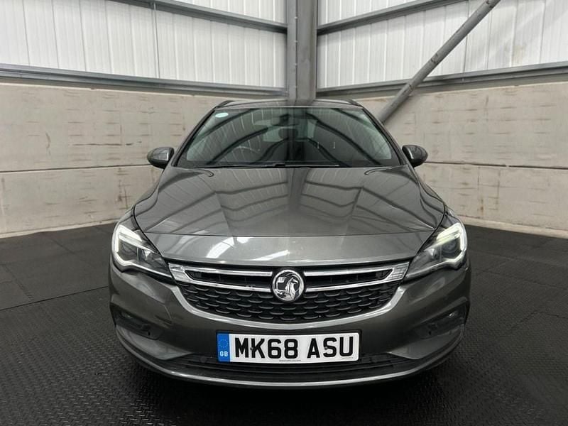 Second-hand Vauxhall Astra 110 CP (80 kW) 2019 Gri Break
