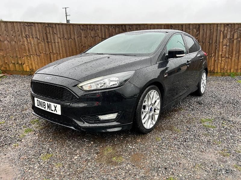 Used Ford Focus ST-Line 140 HP (102 kW) 2018 Black Hatchback